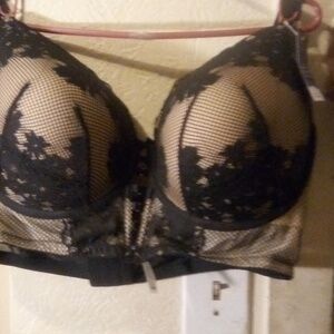 Black lace 44F Cacique brand